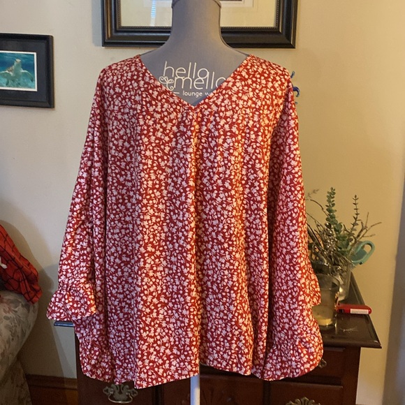 NWOT Print V Neck Blouse, Elegant Batwing Sleeve Tie Back Top - Picture 9 of 10